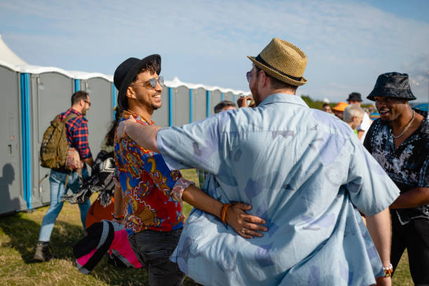 Best Porta potty rental near me  in Antioch, IL